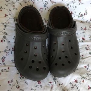 Ralen fleece lined crocs size 9